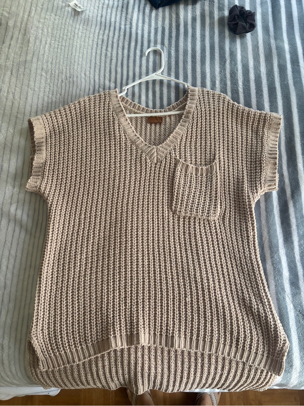 POL Boxy V-Neck Knit Sweater with Pocket - Beige
